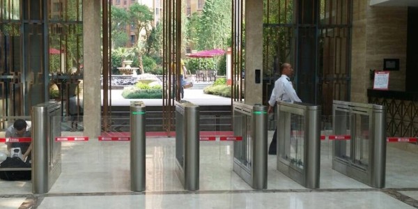 湖南某高檔小區擺閘案例