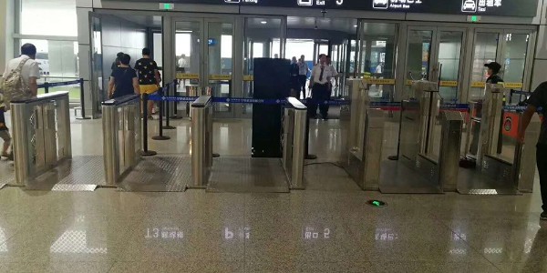 寧夏固原六盤(pán)山機(jī)場(chǎng)擺閘案例