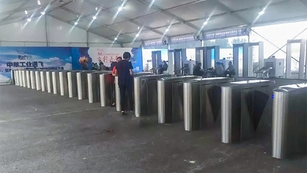 閘機基本組成部分有哪些？